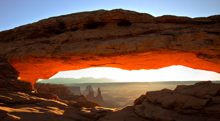 a photo of Mesa Arch Canyonlands Utah